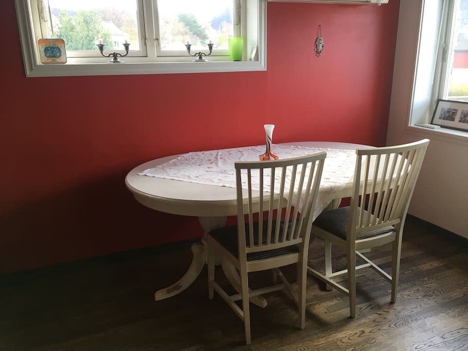 extendable table