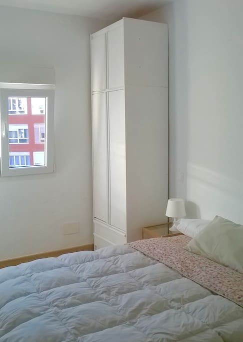 Dormitorio principal, cama de matrimonio