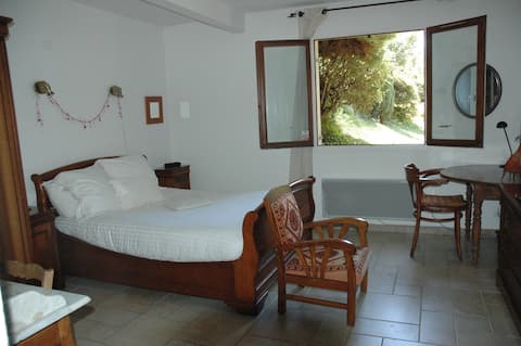 Appartement meublé 45m2 dans maison calme+ jardin