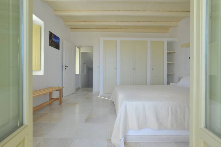 Calypso villa gallery image 4