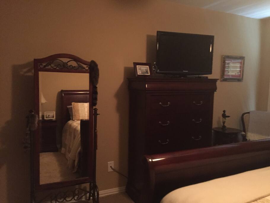 bedroom #1