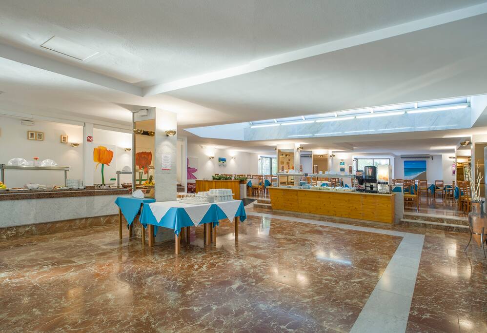 COMEDOR - DESAYUNO