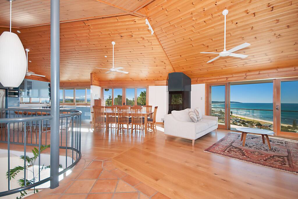 Wave Hill House - Ocean Views!
