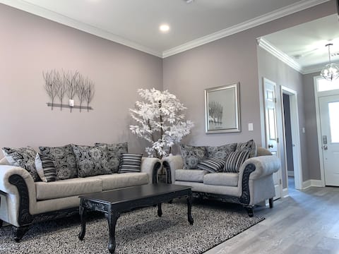 Elegance at it’s finest! Country, Chic, Luxury!
