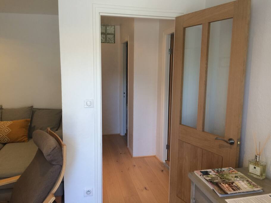 Private Entrance and Hallway