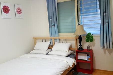 Jenny's Interfrenz - Women only