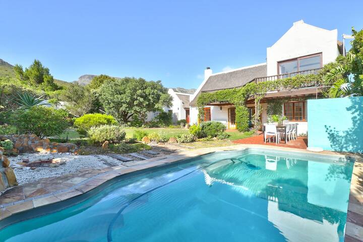 Kaya – The Ultimate Chic Beach House gallery image 2