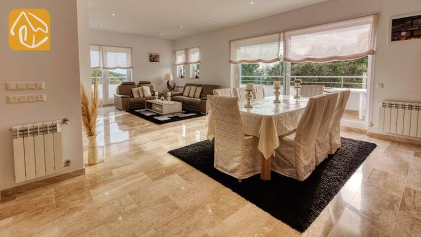 ♥ CostaCabana – Villa Madison ♥ Close to center gallery image 3