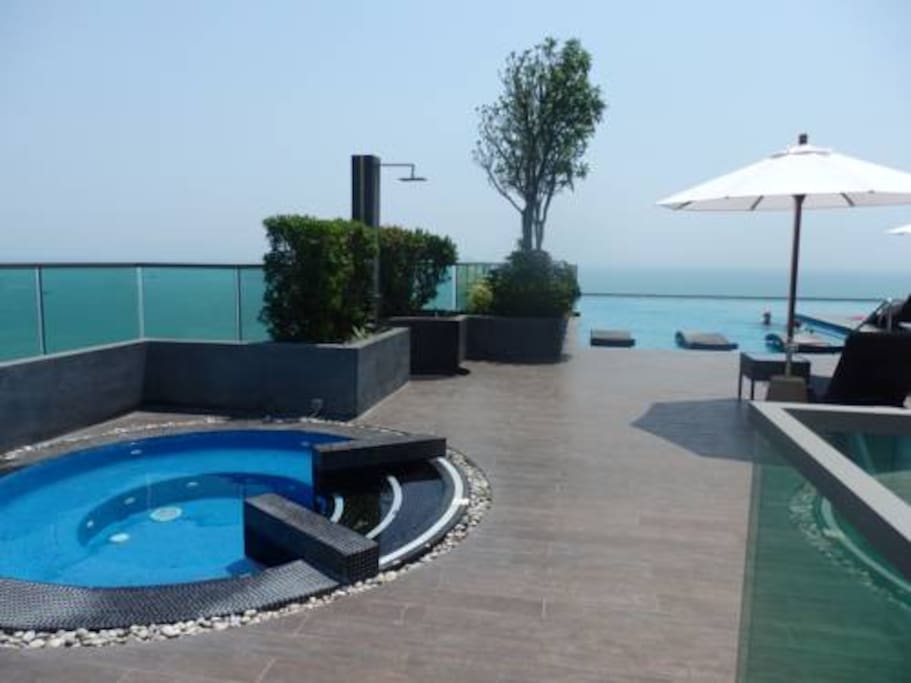 jacuzy on the rooftop