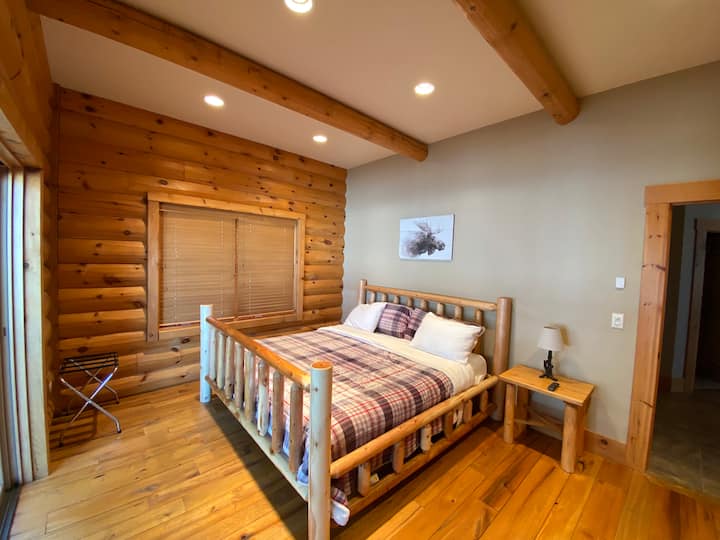 ห้องนอน #3 พร้อมเตียงคิงไซส์