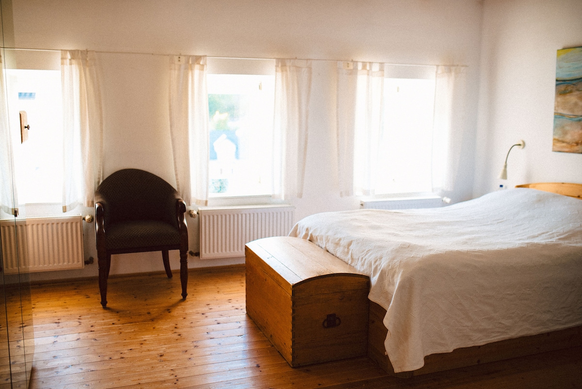 غرفة النوم 1