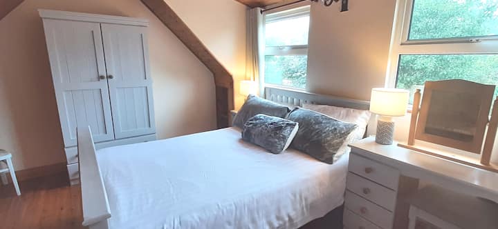 ორსაძინებლიანი.