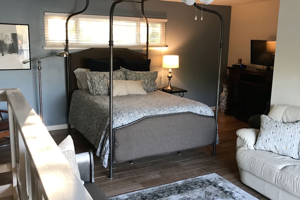 Upstairs bedroom