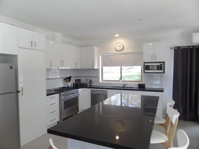 listing_image