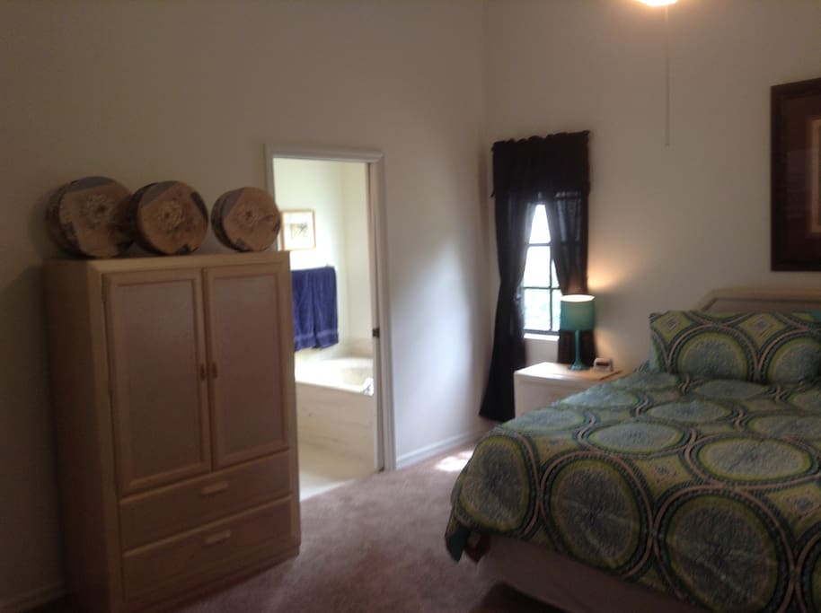Master bedroom with en-suite master bath