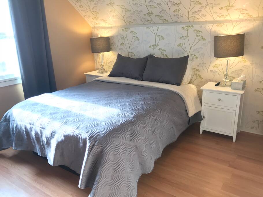Bedroom # 2
Bright and comfortable with Queen sized Platform bed and additional closet space. Located on 2nd floor.