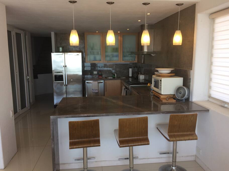Breakfast bar