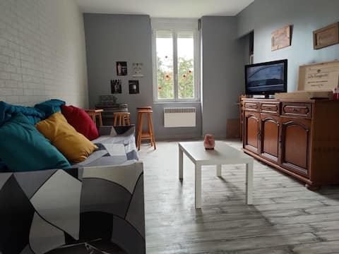 Quiet 2-room apartment. 
Small cocoon