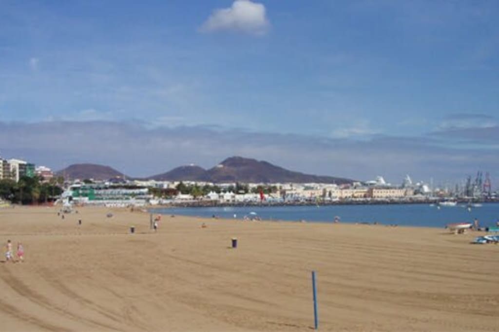 Playa alcaravaneras