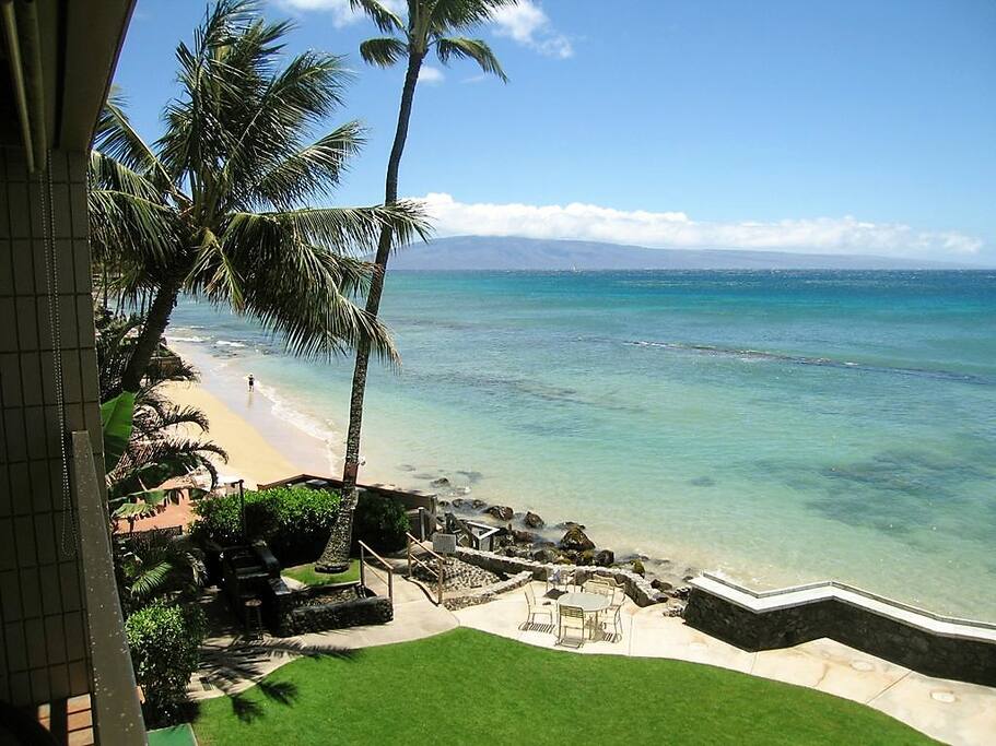 SOUTH VIEW FROM THE LANAI