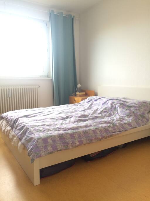 Eigenes Zimmer.