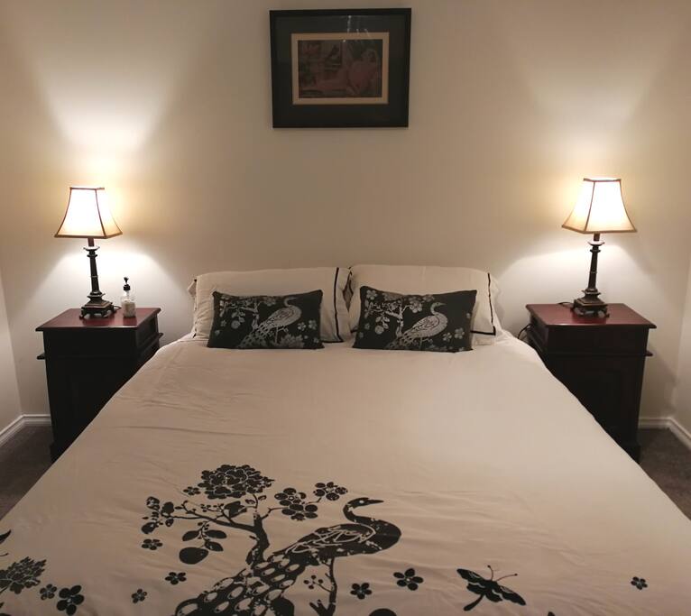 Queen bed