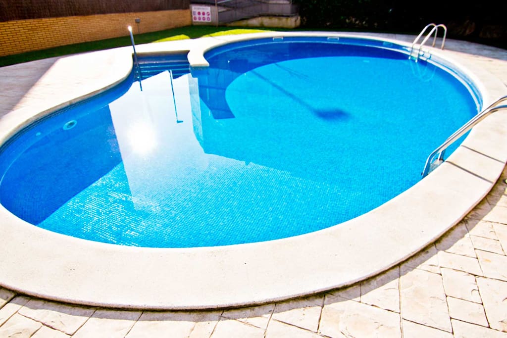 Go to swim!