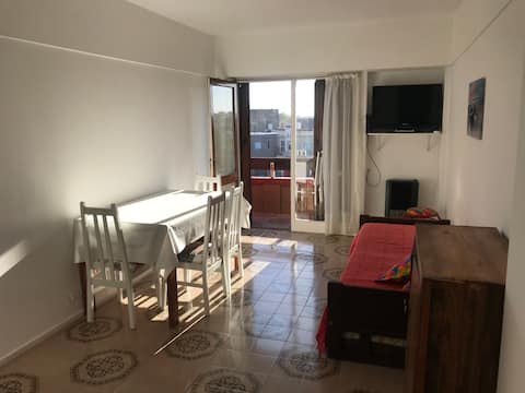 Anuncio de Airbnb popular: Departamento 2 amb. frente al MAR! en Zacagnini Jose Manuel