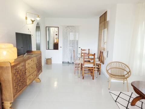 Top Airbnb: Apartment in the Sierra de Irta. in Peníscola / Peñíscola
