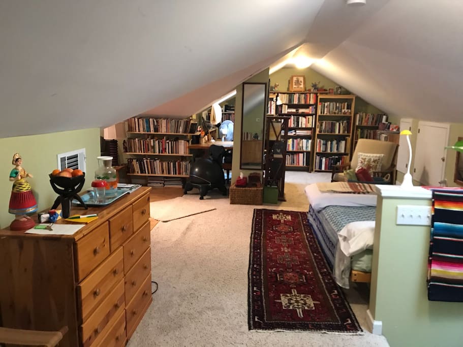 Sleeping area (long view)
