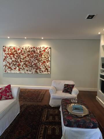 Gorgeous House in Gated House Complex gallery image 3