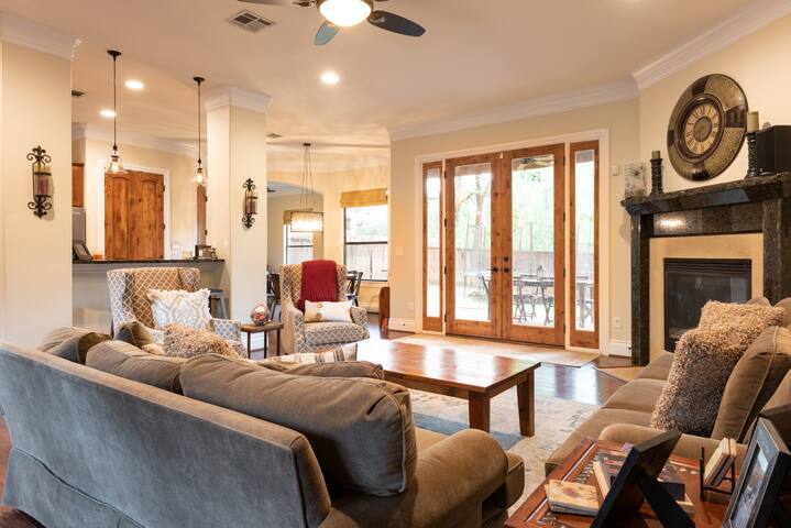 Private Home in the Heart of Austin gallery image 2