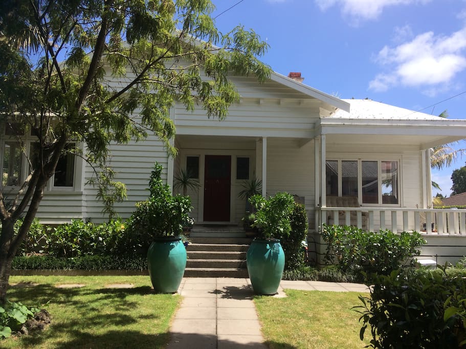 Classic 1920's NZ bungalow.