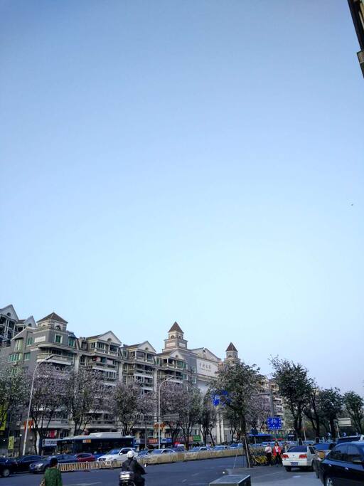 NO.3笙箫*小区大门最新街拍