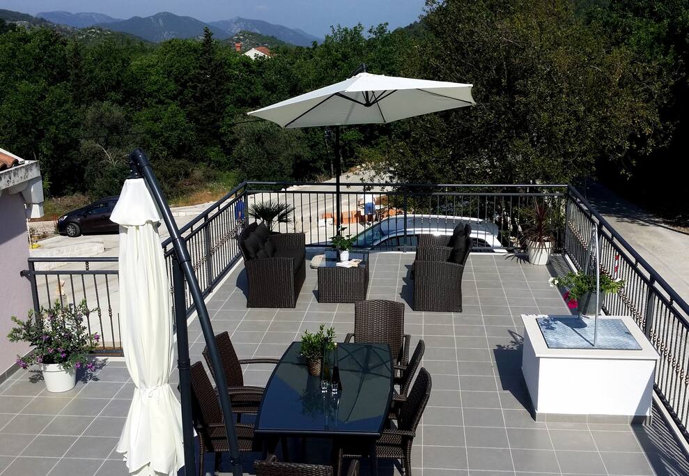 rear balcony