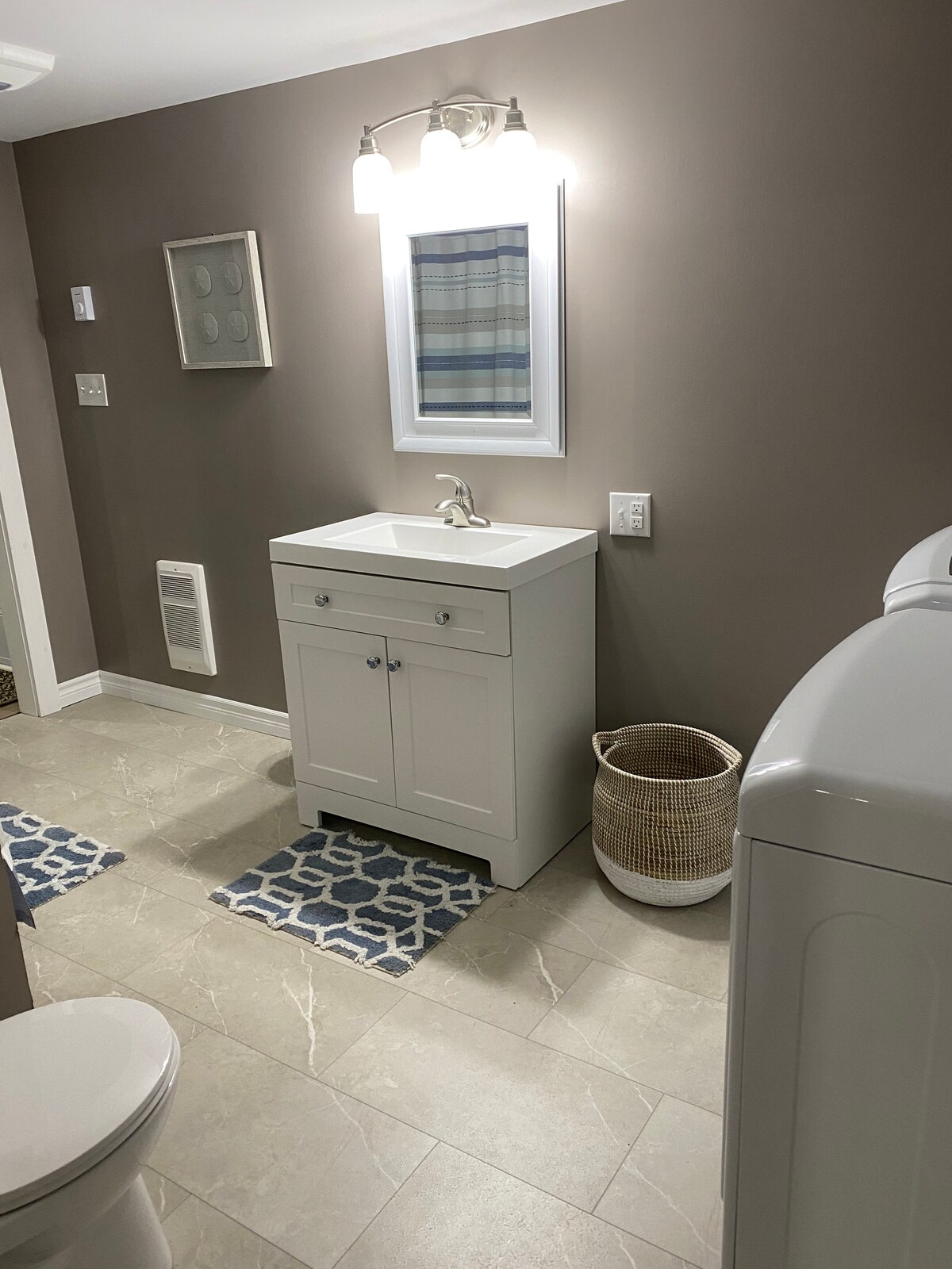 Sunset Suite in Wilsons Beach — property photo 17