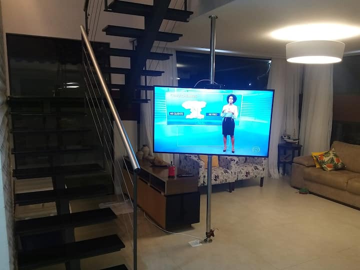 Izba s káblovou televíziou a Wi-Fi