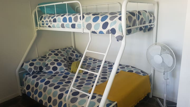 Bedrroom 3 = Double + single beds