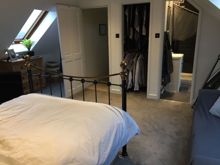 Bedroom 1 - loft conversion, 2nd floor, ensuite with King Size Bed