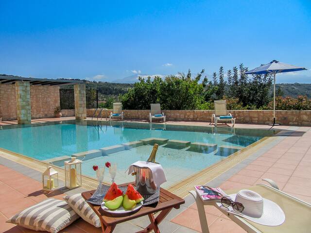 Alkyoni – Apokoron Villa with Large Private Pool gallery image 3