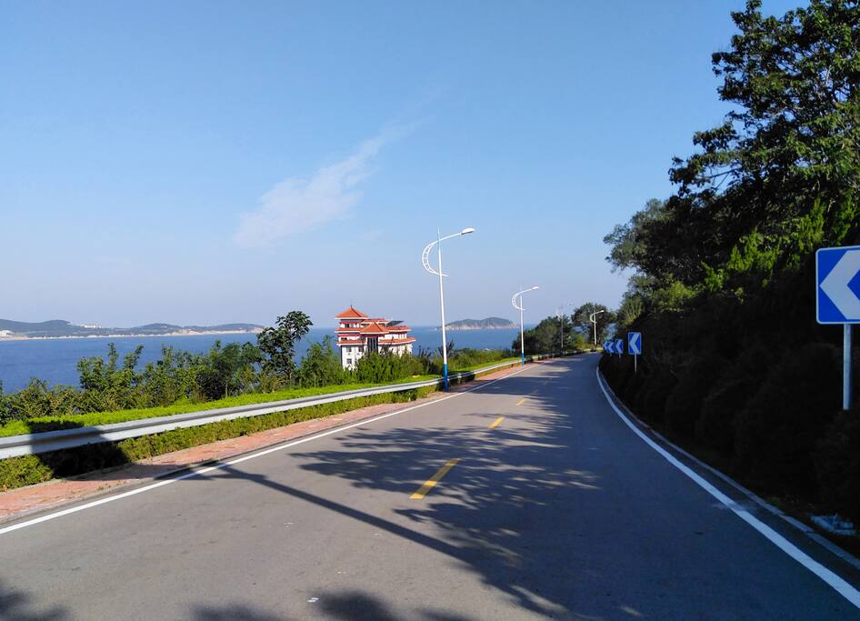 楼下的环海路