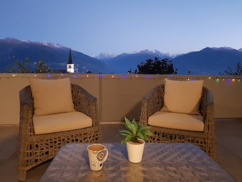 Cozy, stunning views 7 minutes from Anzère (ski resort)