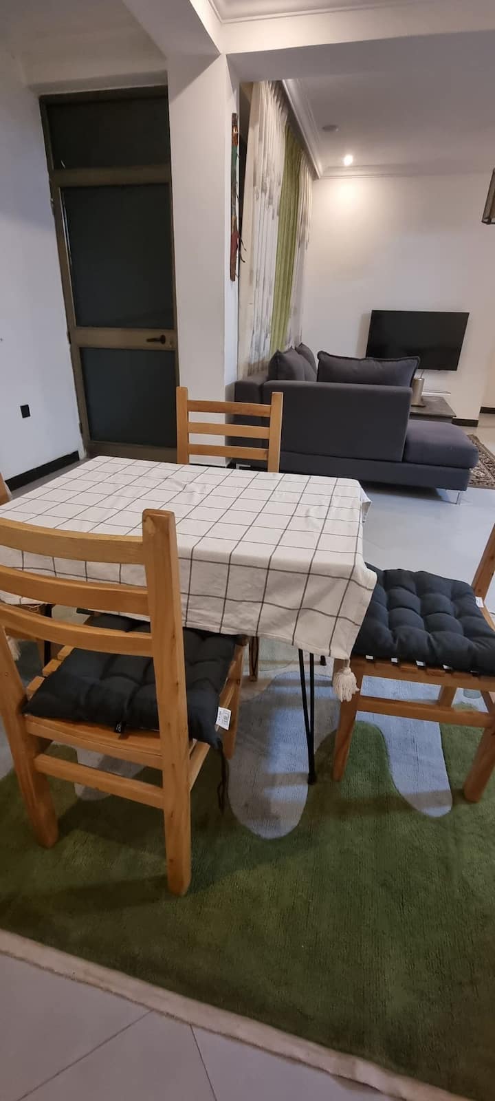 A Cozy Yet Modern Apartment. - Addis Ababa