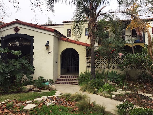 L.A. Lifestyle--like you live here