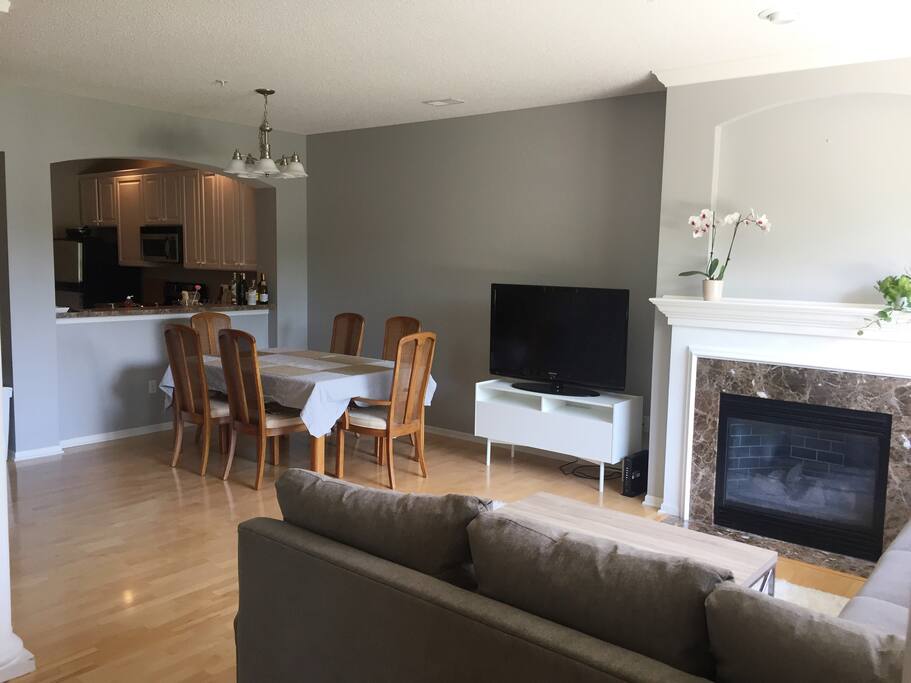 Main floor and living room. Very bright!