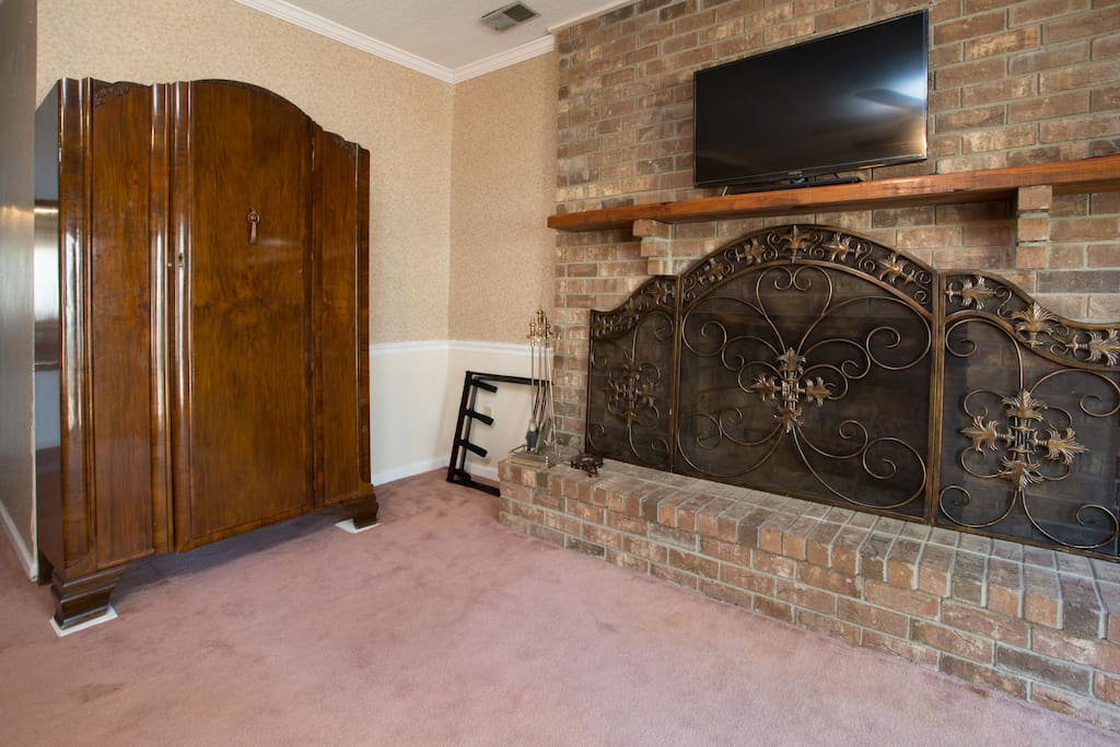 King bed room 1 down stairs fireplace