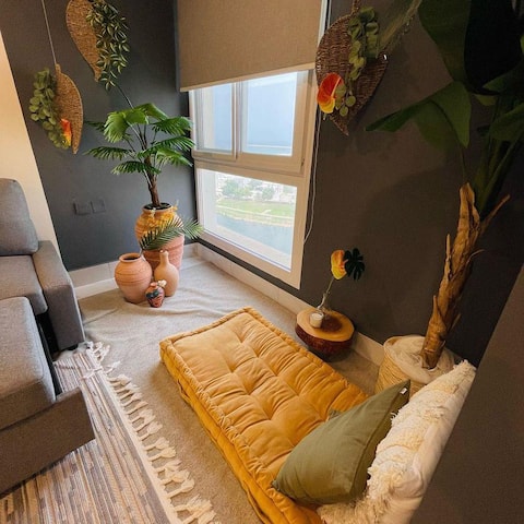 Lovely 2 Bed Apartment Near the Beach