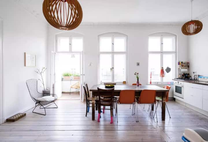 light, quiet room in beautiful flat