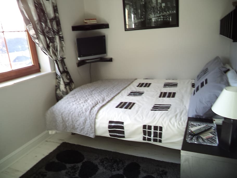 double bedroom overlooking garden