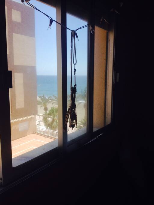 con el visto al mar
